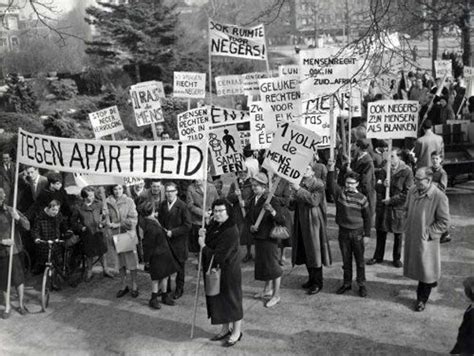 การประท้วงของสาร์ดจ์ 1960: ยุคทองของการต่อต้านอ apartheid และจุดเริ่มต้นของการปฏิวัติทางสังคมในแอฟริกาใต้