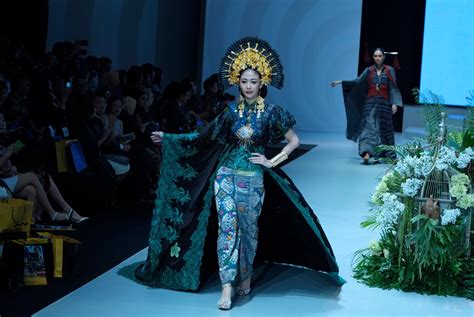 Indonesia Fashion Week: A Symphony of Culture and Creativity, Amplifying Emerging Indonesian Designers on a Global Stage